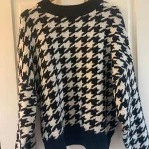 H&M - Patterned Knit Crewneck